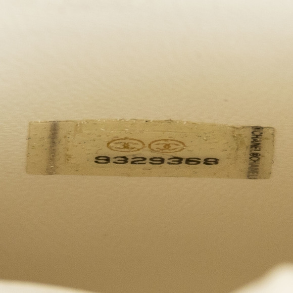 Chanel Tall Vanity Case - Picture 9 of 9